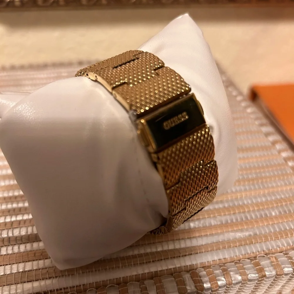 Guess Watch - Picture 4 of 5